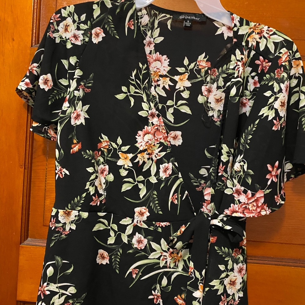Floral top